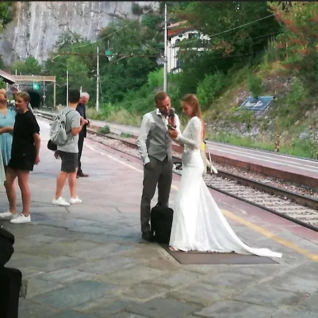 La Casa Di Mario Daire Perledo